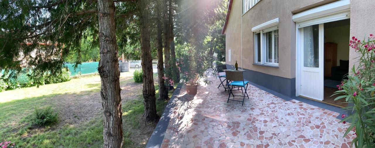 Pellegrini Apartman Balatonakali Exterior photo