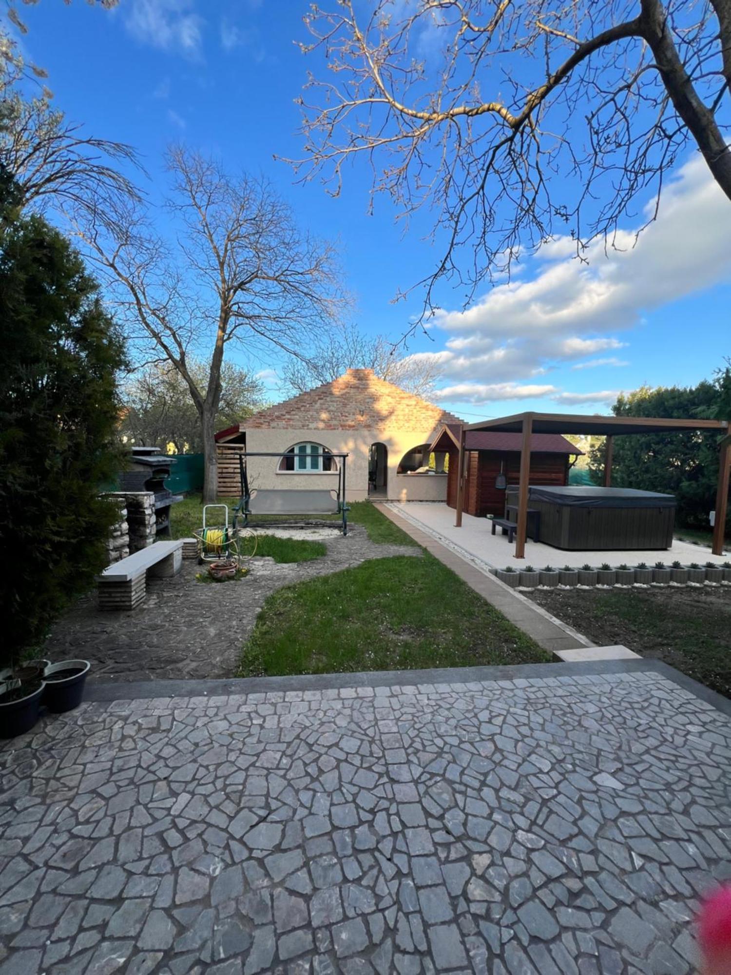 Pellegrini Apartman Balatonakali Exterior photo